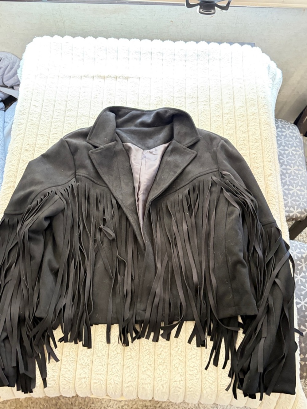 Fringe Suede-look Jacket woman’s size L short style Western  - Black